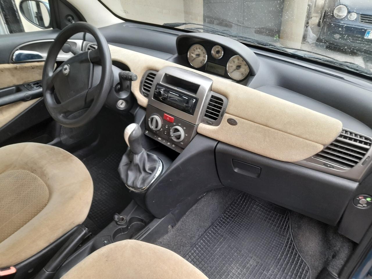 Lancia Ypsilon 1.3 Multijet