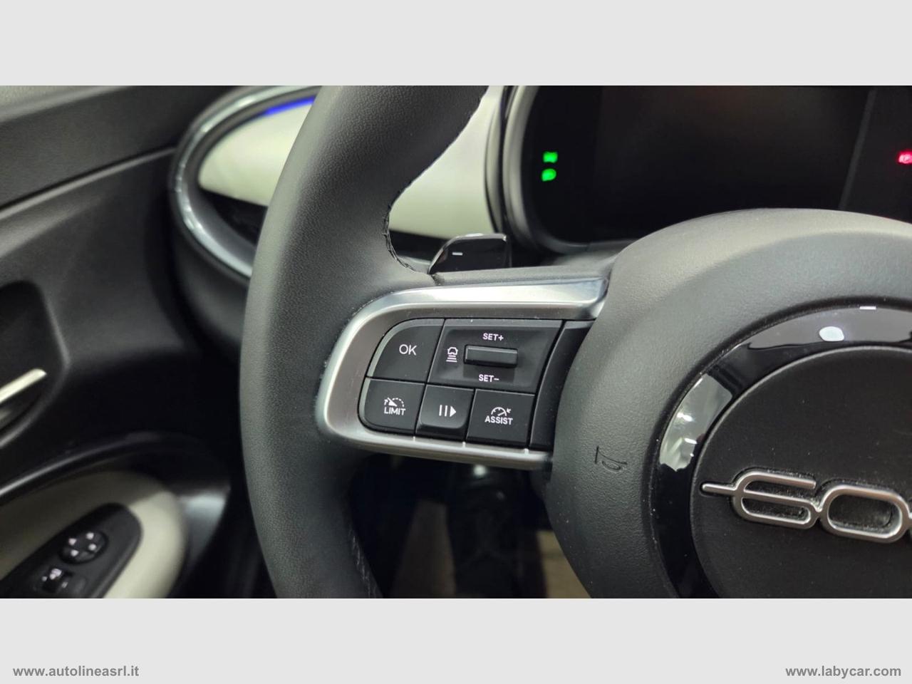 FIAT 600 Hybrid 110 CV DCT MHEV La Prima