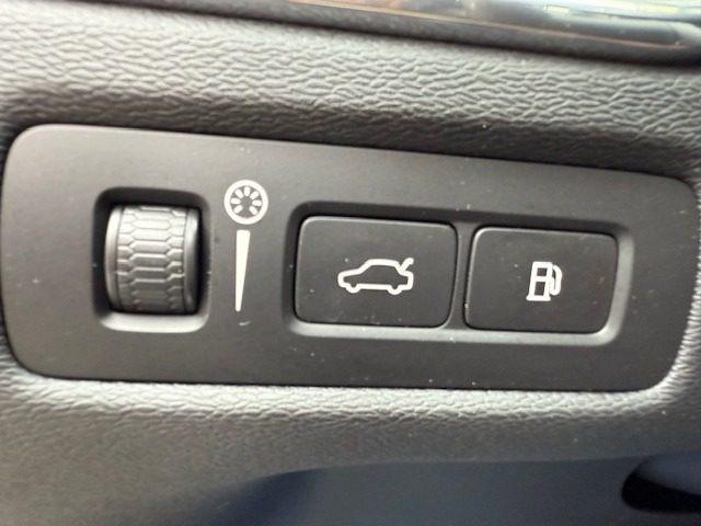 VOLVO XC60 T6 Recharge Plug-in Hybrid AWD Inscrip. Exp. TETTO