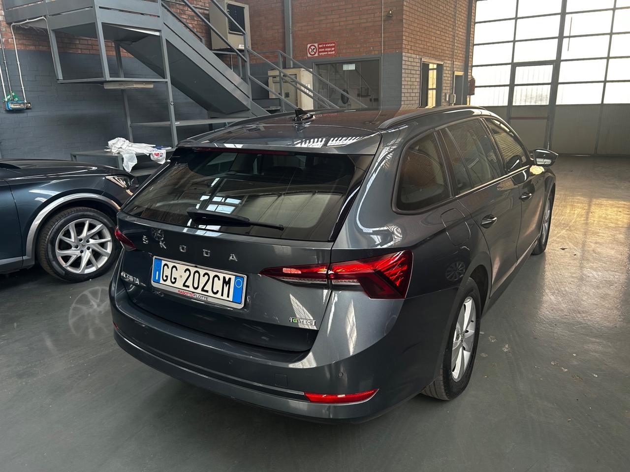 Skoda Octavia 1.5 G-TEC DSG executive neopatentati