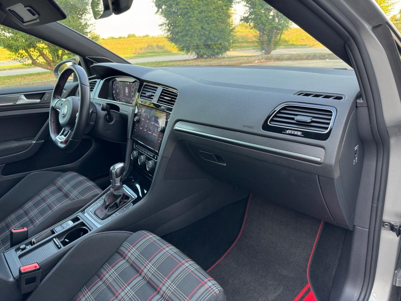 Volkswagen Golf GTI Golf GTI Performance 2.0 TSI DSG 5p. BlueMotion Technology