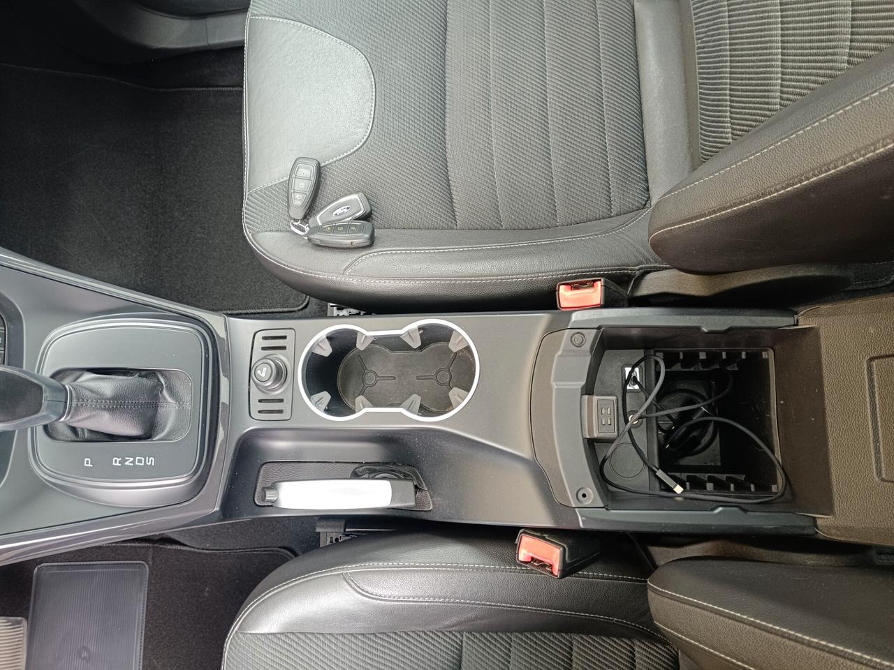 Ford Kuga 2.0 TDCI 140 CV 4WD Powershift Business