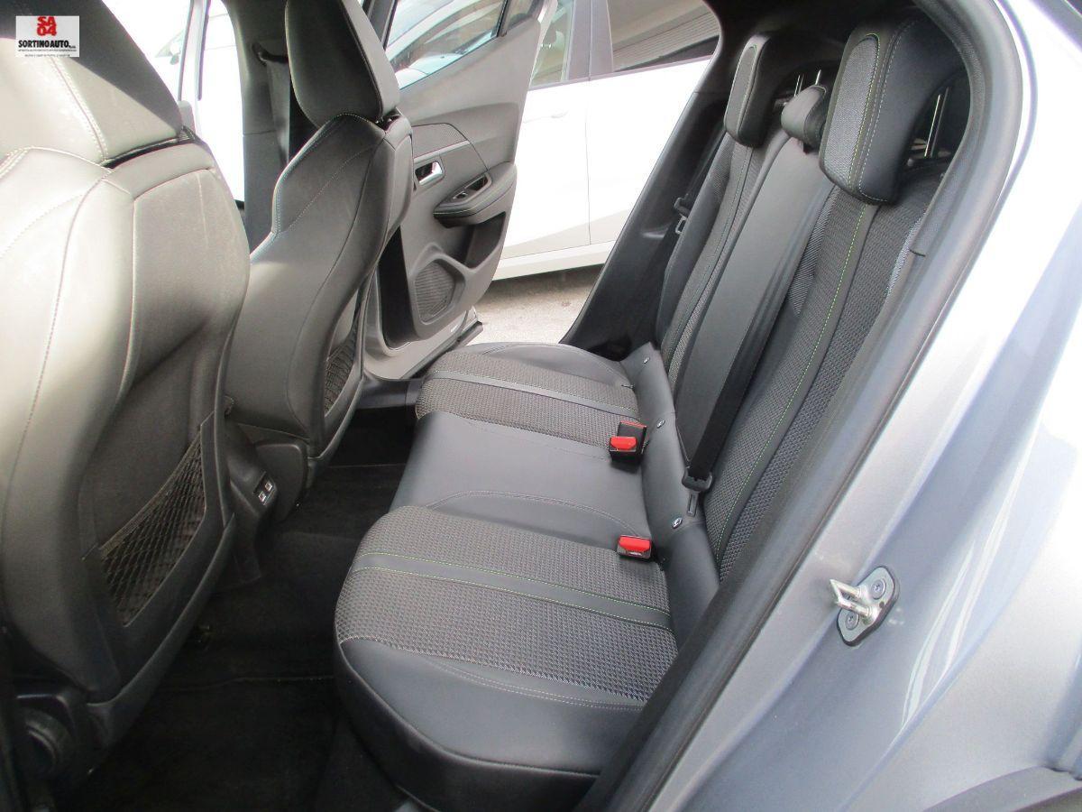 PEUGEOT 2008 PureTech 130 S&S EAT8 GT-2021 FULL