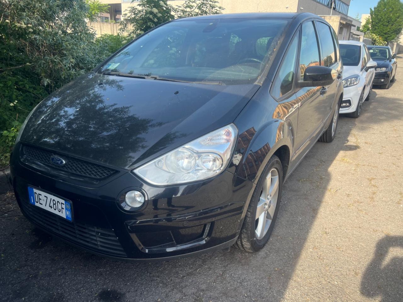Ford S-Max 2.0 145CV benzina 7 posti