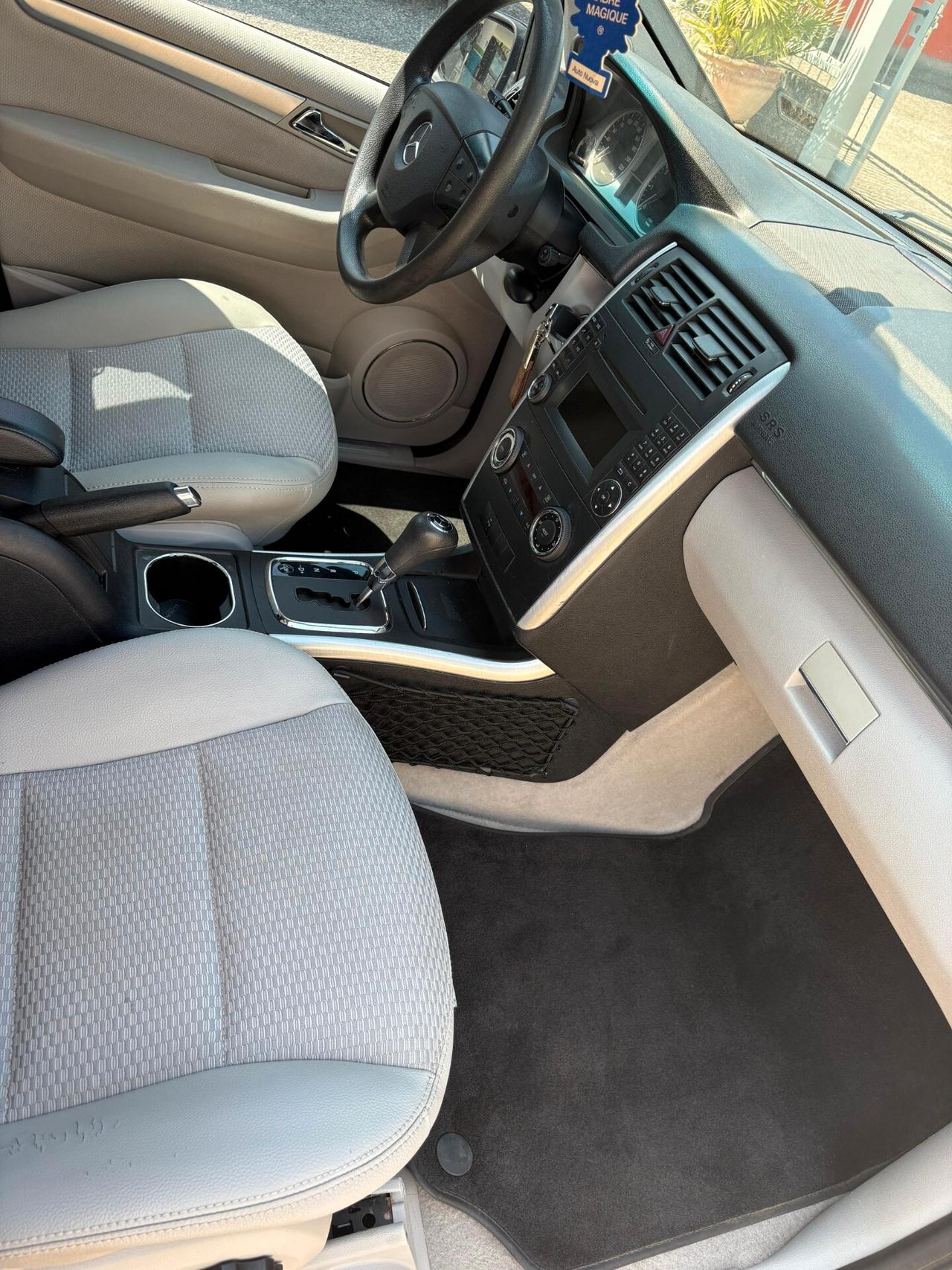 Mercedes-benz B 250 B 180 NGT BlueEFFICIENCY Executive
