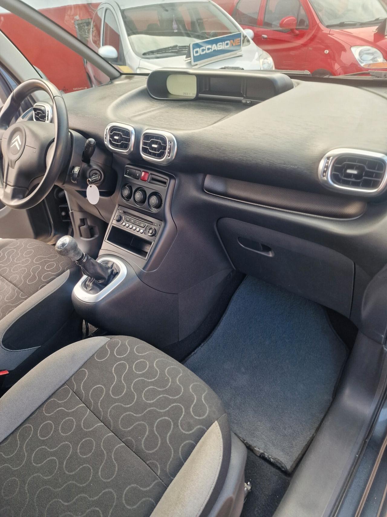 Citroen C3 Picasso 1.4 distr ok unicopr.