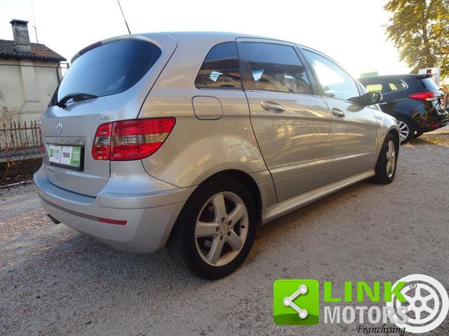 MERCEDES-BENZ B 200 Turbo Sport