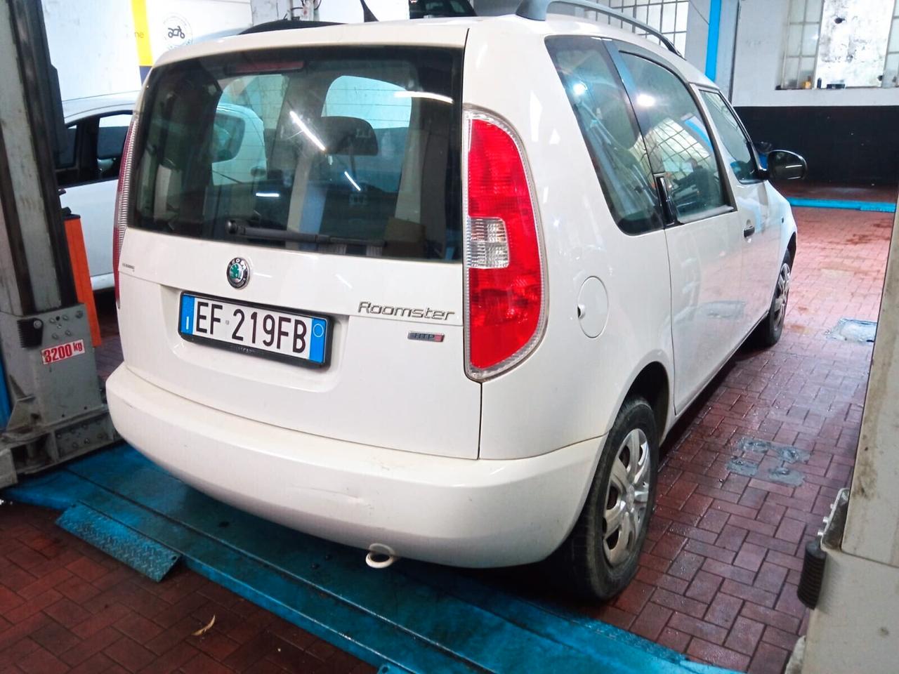 Skoda Roomster 1.2 12V 70CV Active