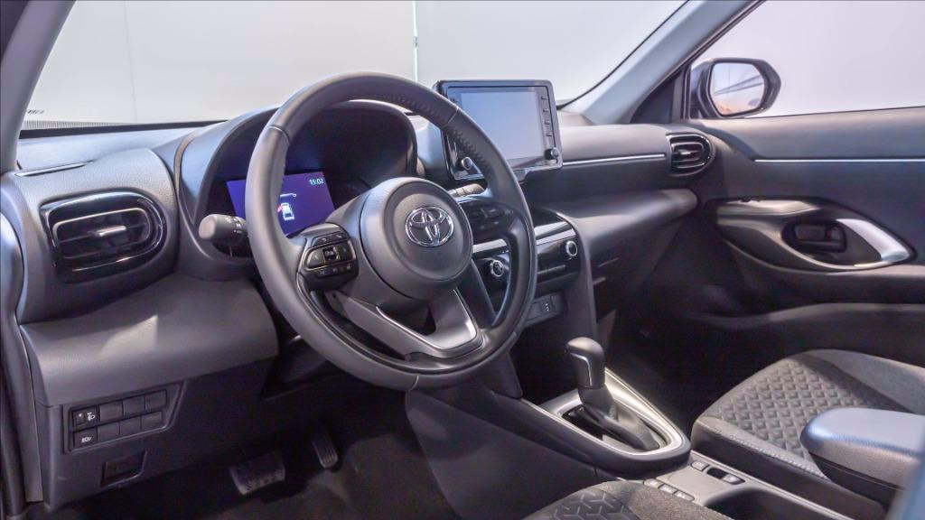 TOYOTA Yaris Cross 1.5h Business fwd 116cv e-cvt del 2024