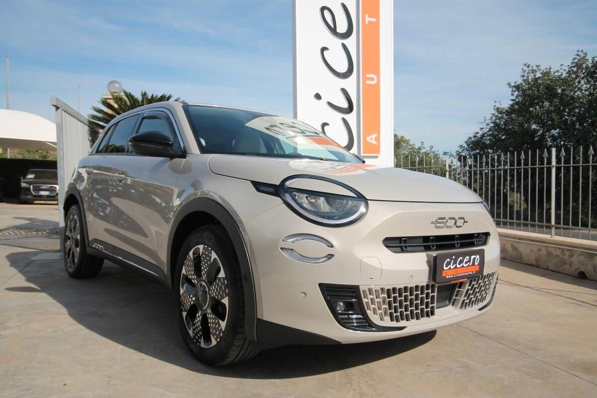 Fiat 600e La Prima 15.000km |2024