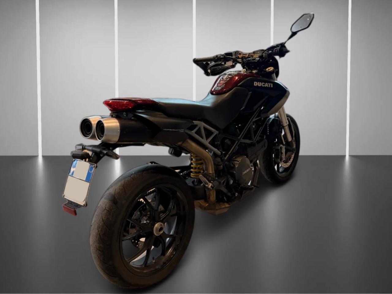 Ducati Hypermotard 796