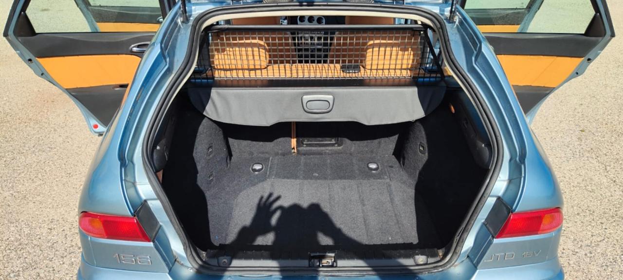 Alfa Romeo 156 1.9 JTD cat Distinctive