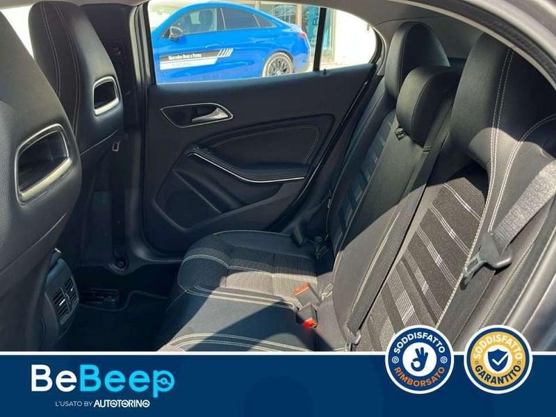 Mercedes-Benz GLA 180 SPORT AUTO