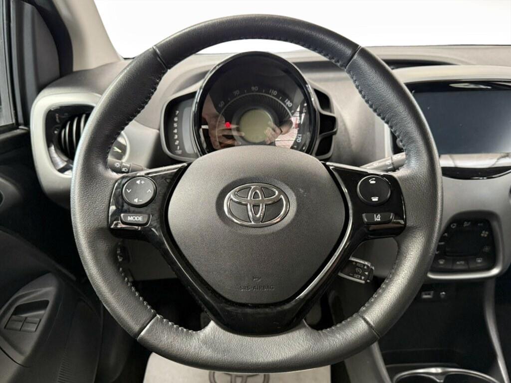 Toyota Aygo 5 Porte 1.0 VVT-i x-fun