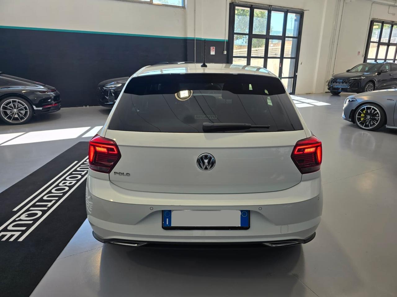 Volkswagen Polo 1.0 TSI 115 CV DSG 5p. R-Line
