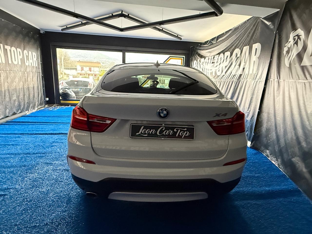 Bmw X4 xDrive20d gancio traino omologato auto da vetrina