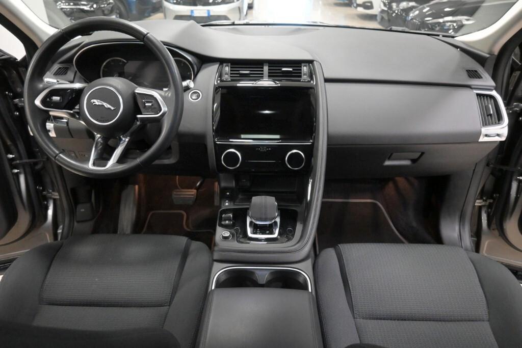 JAGUAR E-PACE 2.0D I4 204CV AWD AUTO ( FARI LED - TETTO PANORAMICO - NAVI - MIRROR - PDC - TELECAMERA POST. - CERCHI 18 )