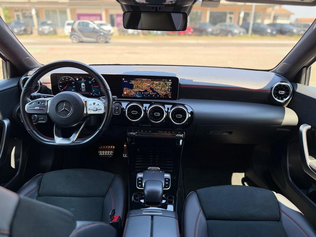 Mercedes-Benz A 180 AMG Line Premium A 180 #10569