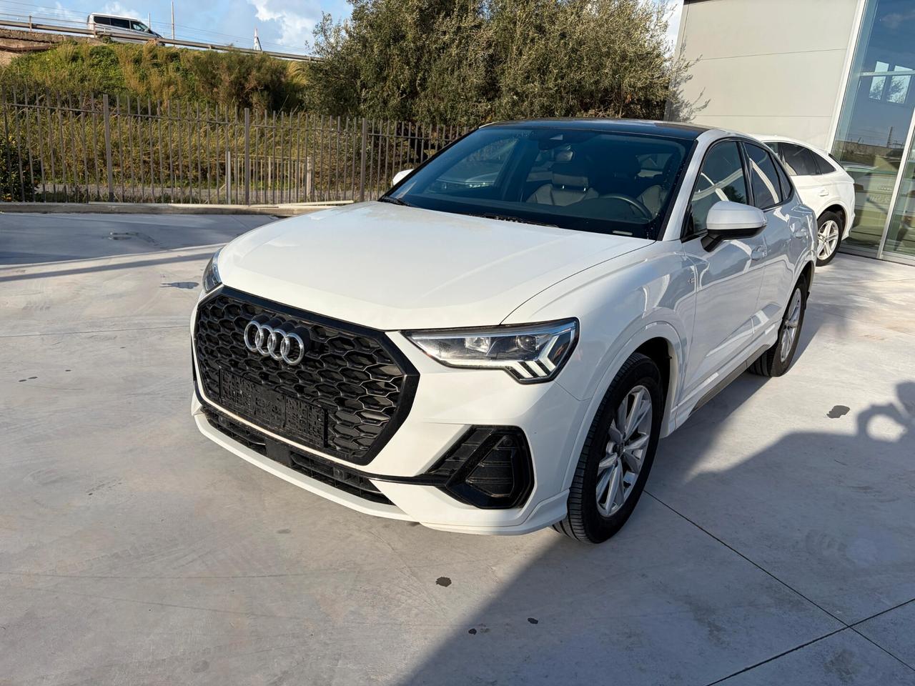 Audi Q3 SPB 35 TDI S line edition