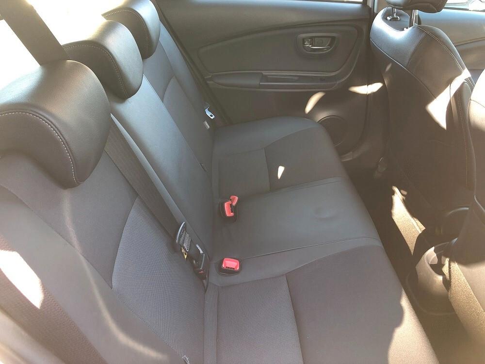 Toyota Yaris 1.3 5 porte Lounge