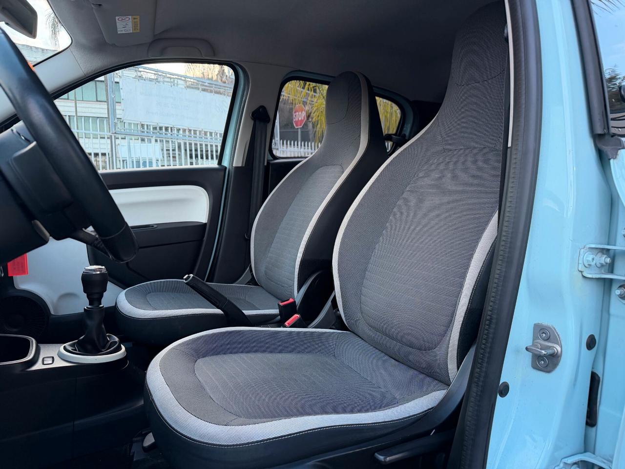 Renault Twingo SCe 65CV Intens NAVI 2021