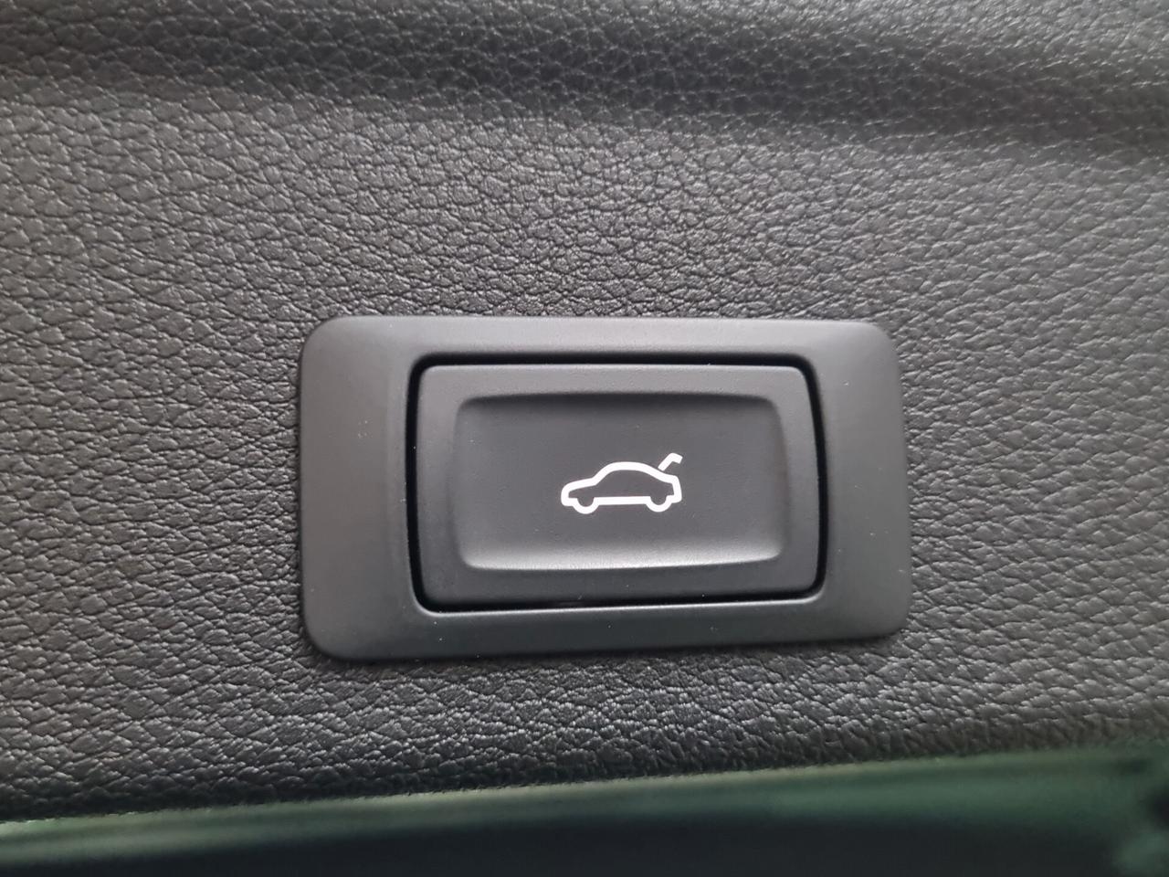 Audi Q3 SPORTBACK 45 TFSI e S tronic Business Plus