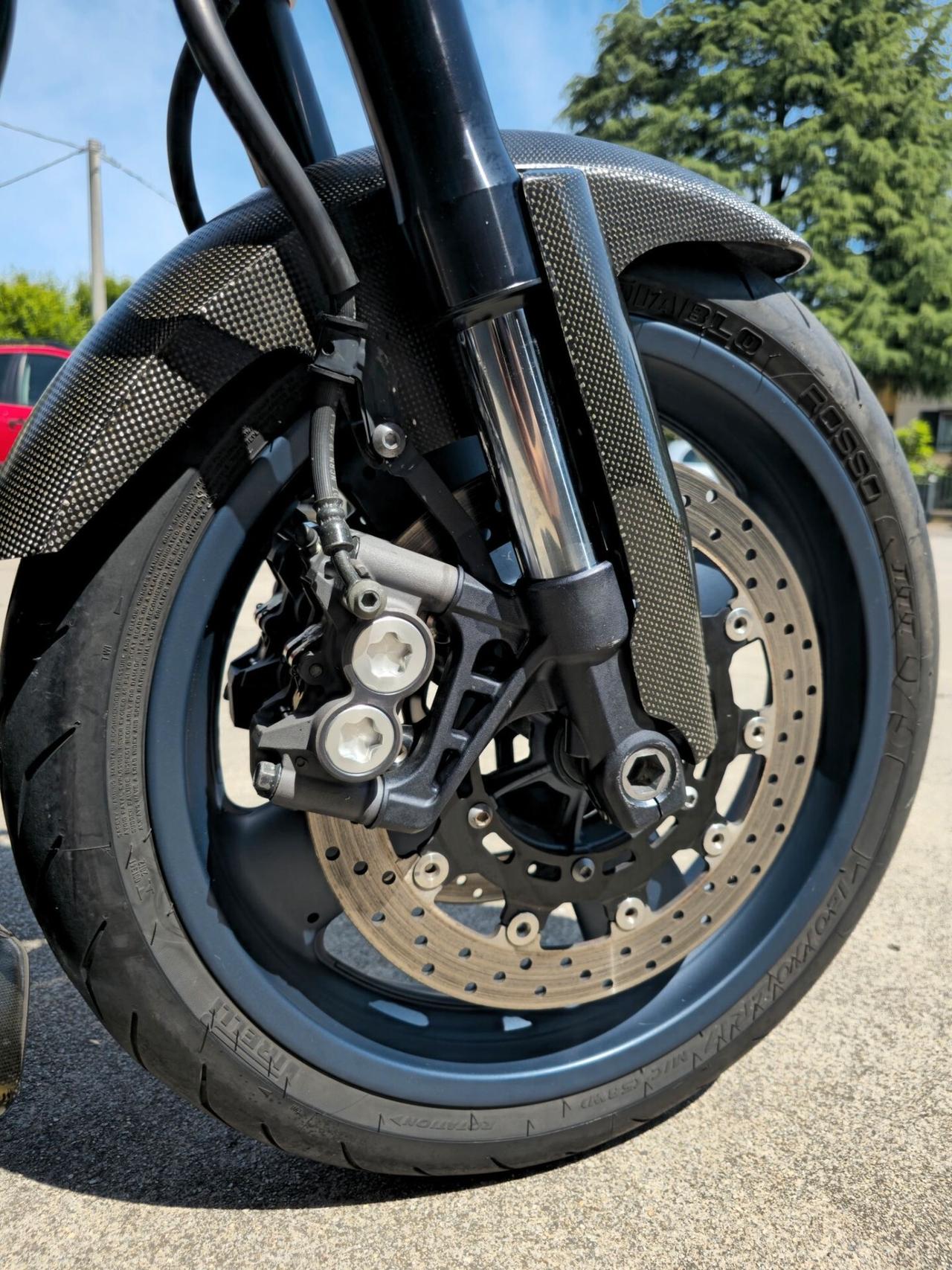 Ducati Monster 1200