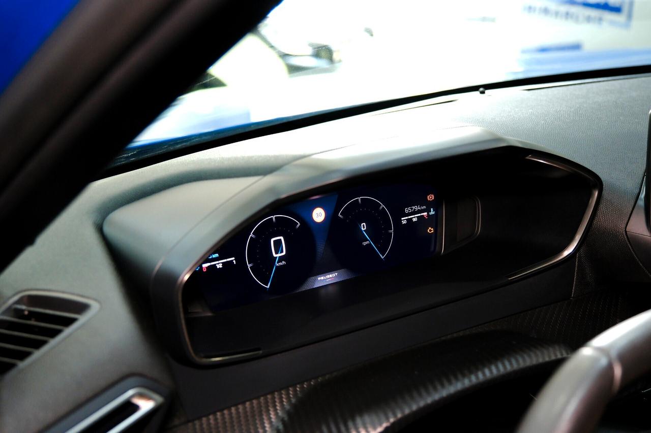 PEUGEOT 2008 1.200 T 100 cv ALLURE COCKPIT 3D