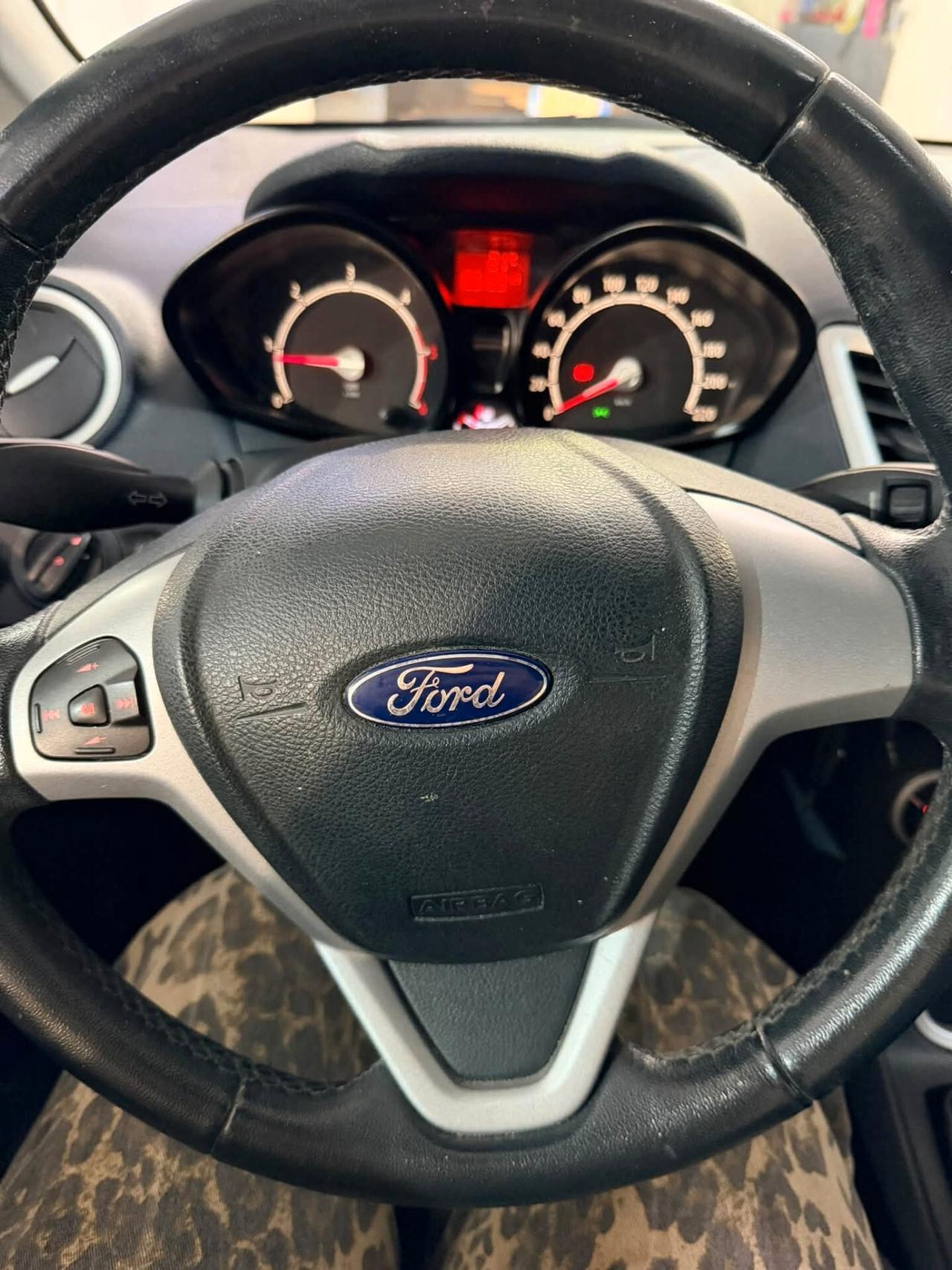 Ford Fiesta 1.4 TDCi 70CV (VENDUTA)