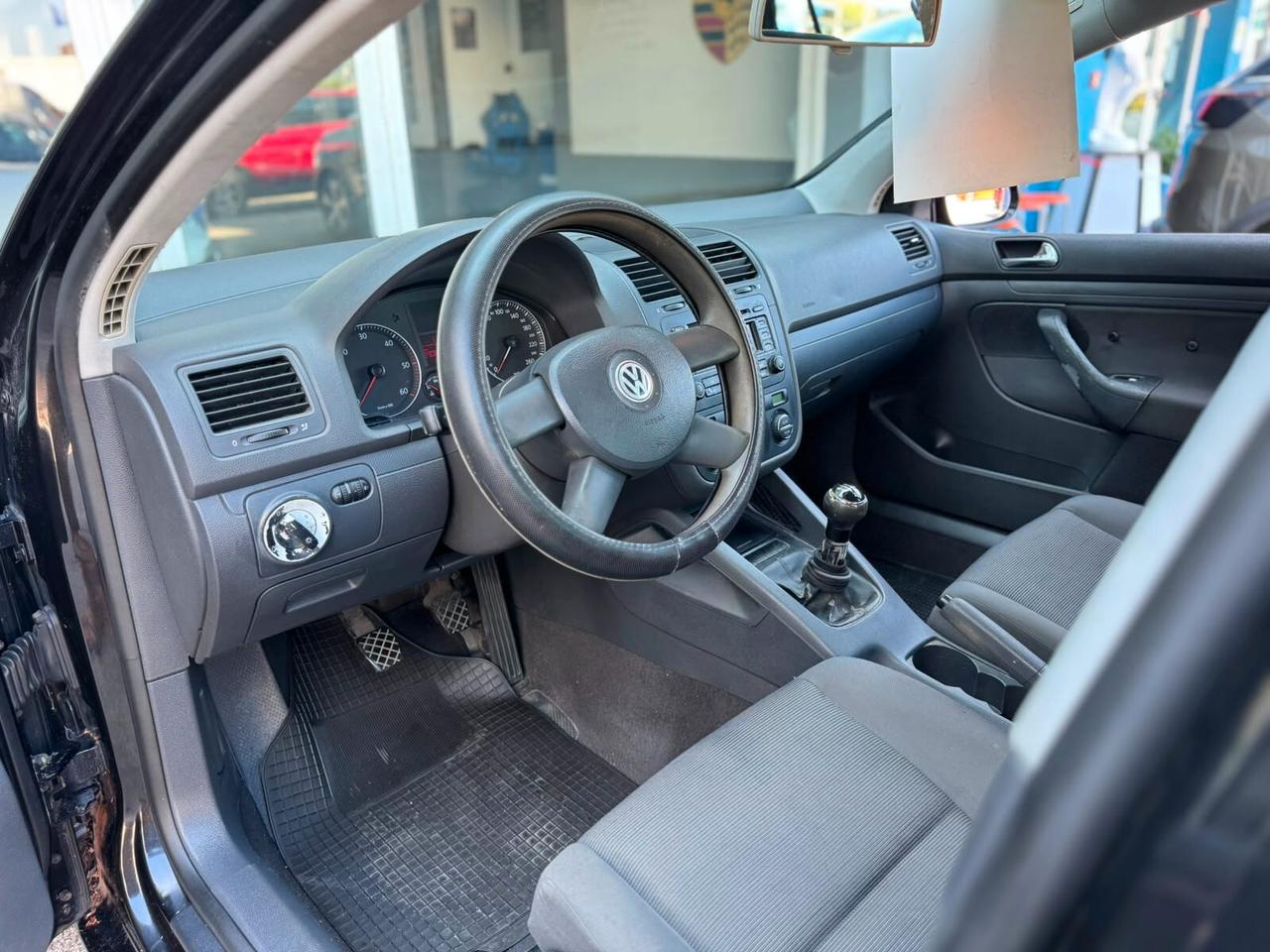 Volkswagen Golf 1.9 TDI 5p. SPORTLINE LIMITED EDITION