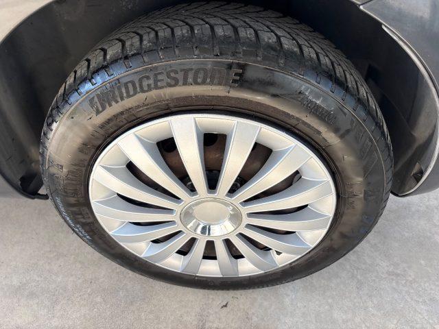 FIAT Punto 1.2 8V 5 porte OK NEOP POCHI CHILOMETRI EURO 5