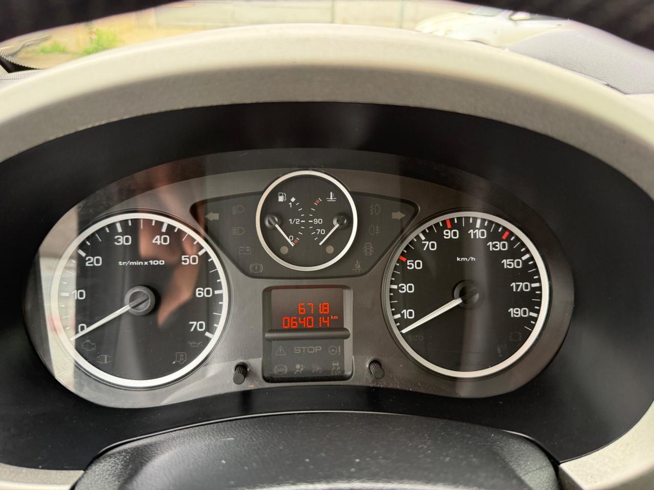 Peugeot Partner Tepee 1.6 Benzina 120CV Outdoor