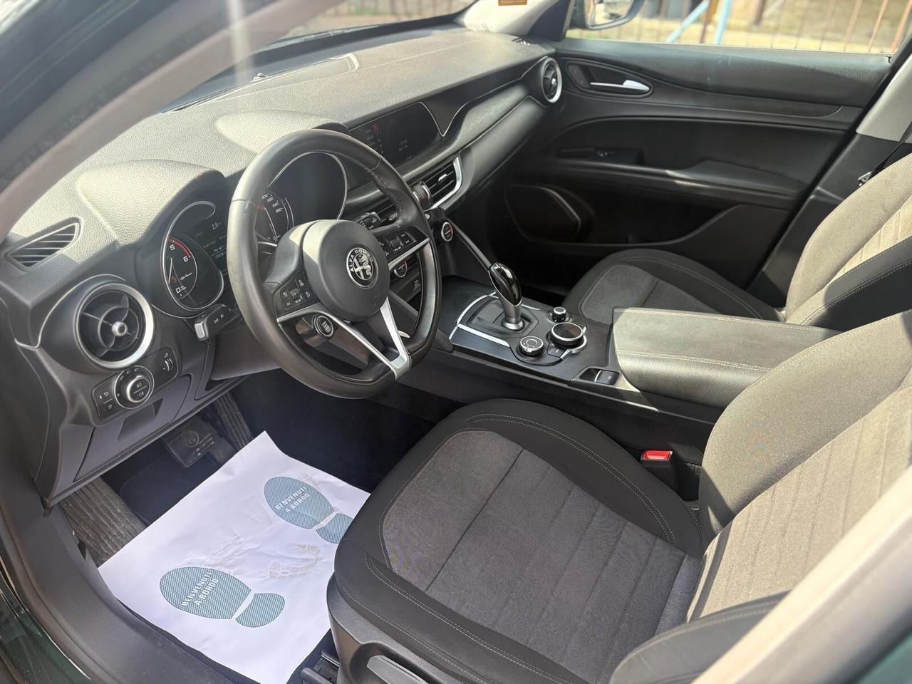 Alfa Romeo Stelvio 2.2 Turbodiesel 180 CV AT8 RWD Executive
