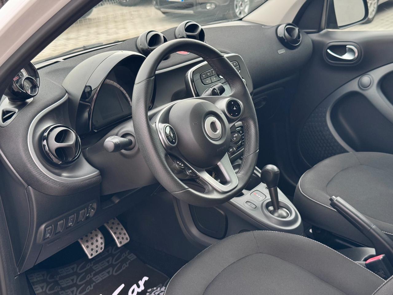 Smart ForFour 90 0.9 Turbo twinamic Passion TETTO PANO TAGLIANDI MERCEDES