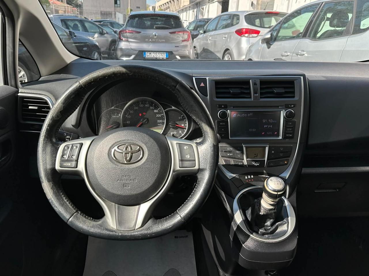 Toyota Verso-S 1.3 MT Lounge