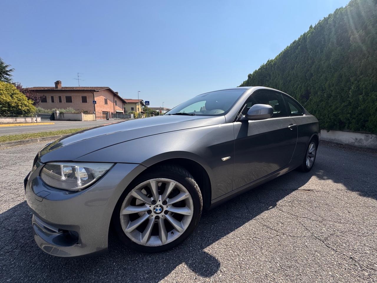 Bmw 320 320, futura, anno 2011, 2.0 diesel, automatico