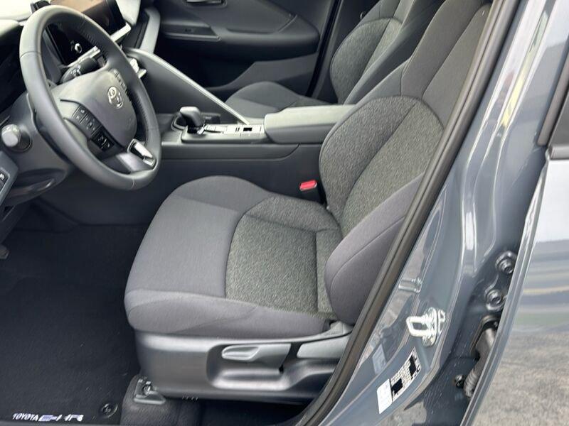 Toyota C-HR C-HR 1.8 hev Active fwd e-cvt