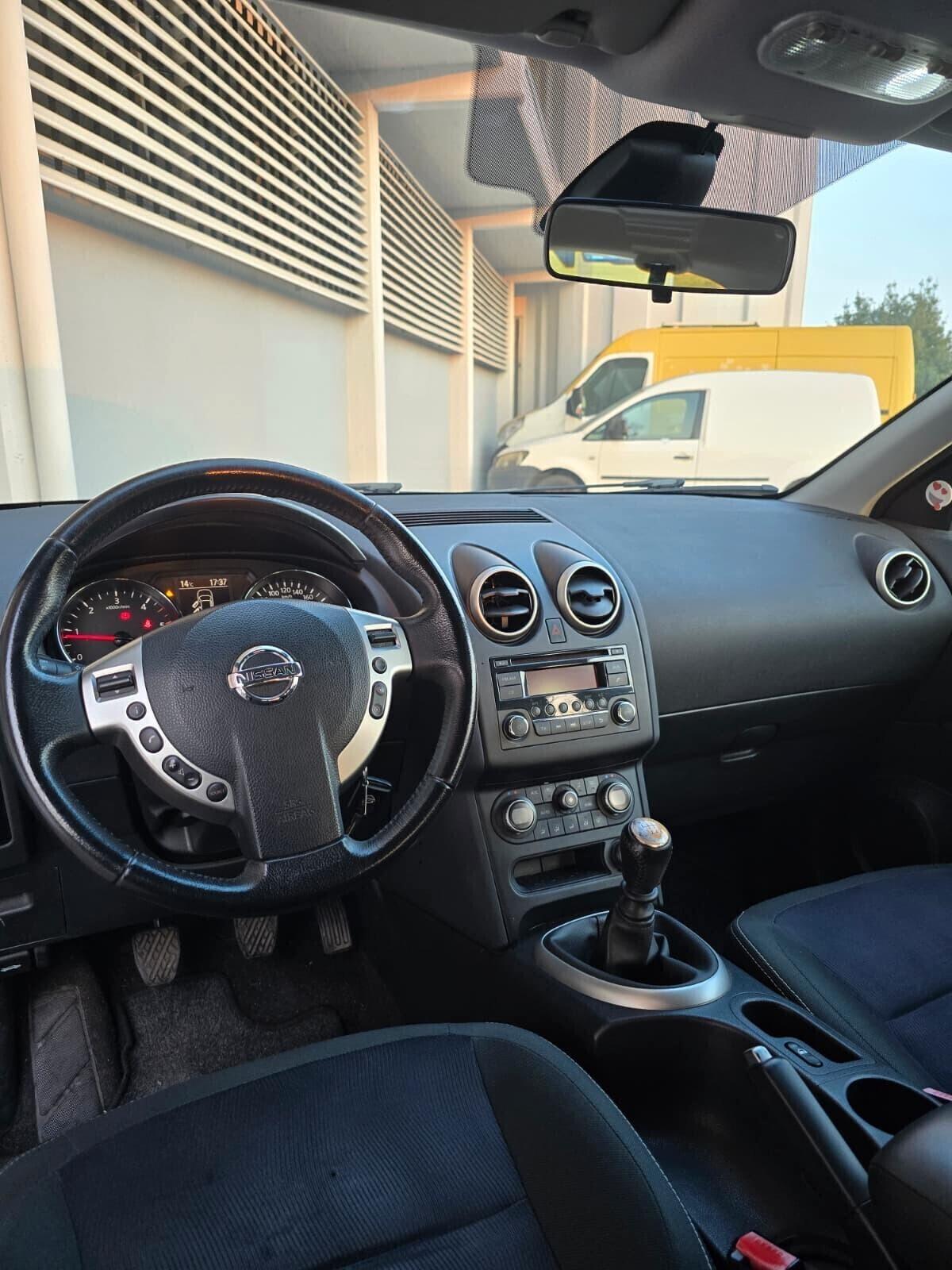 Nissan Qashqai 1.5 dCi DPF Tekna