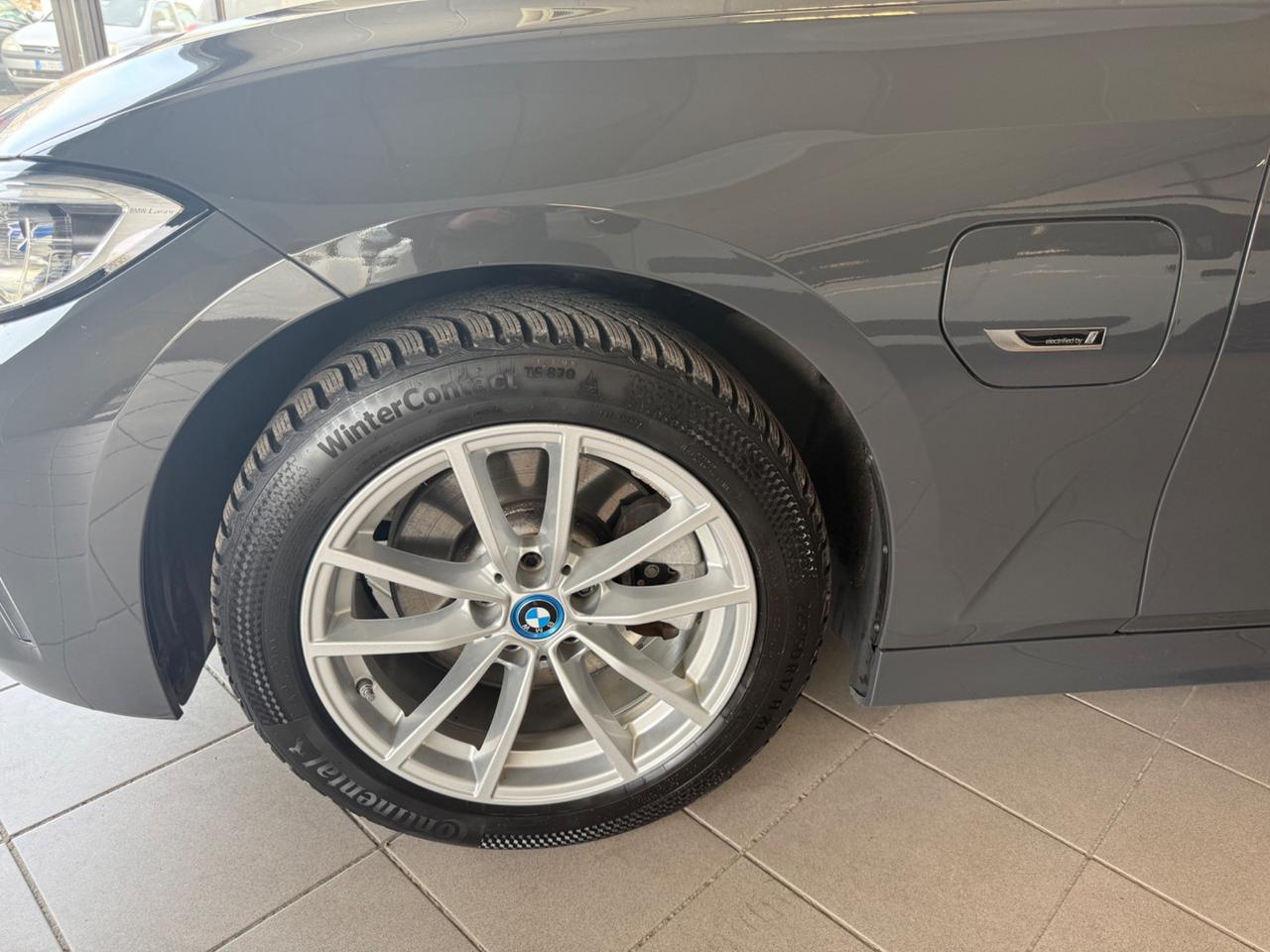 Bmw 320 320e Touring Business Advantage