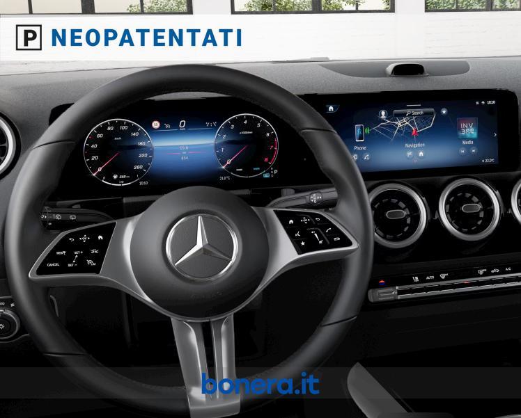 Mercedes GLA 180 180 Progressive Extra 7G-DCT
