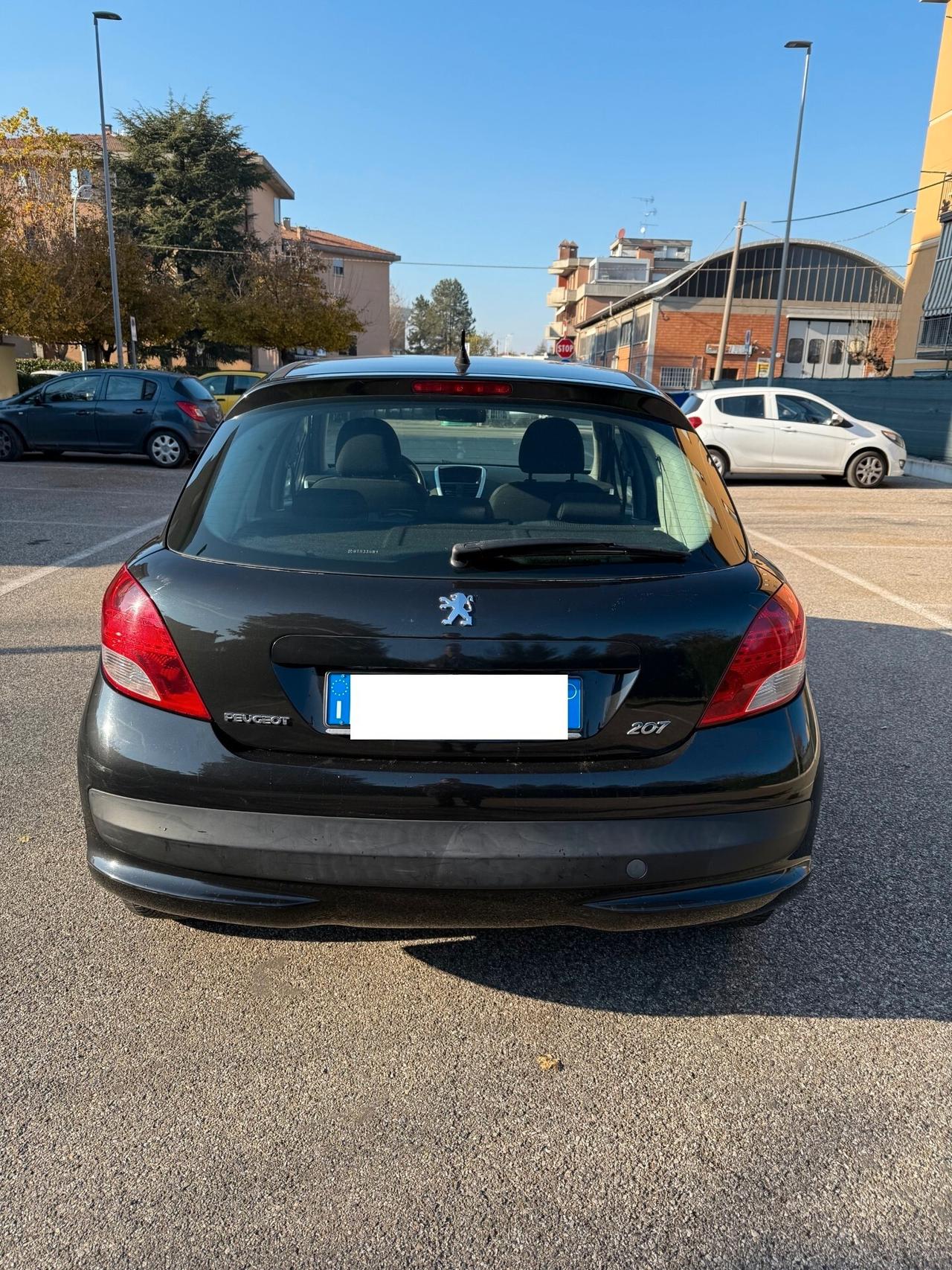 Peugeot 207 1.4 Gpl - NEOPATENTATI -12 MESI DI GARANZIA -