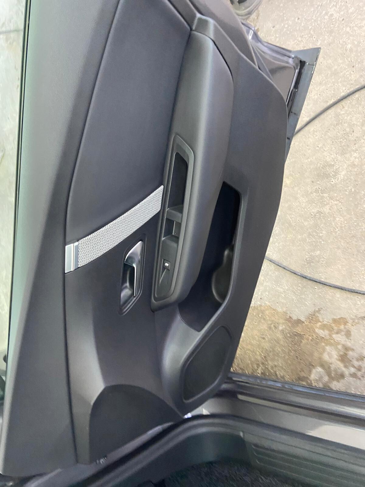 Citroen C4 BlueHDi 130 S&S EAT8 Shine