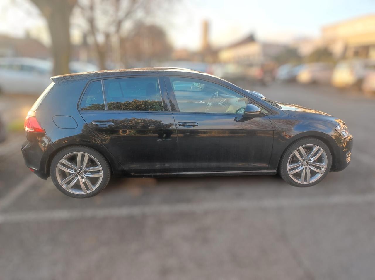 Volkswagen Golf 5p 2.0 tdi Highline 150cv dsg