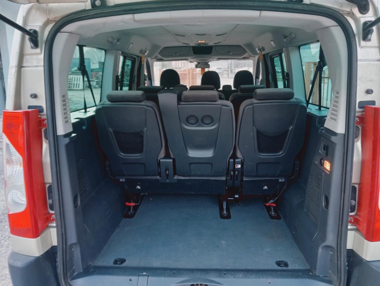 Peugeot Expert Tepee 2.0 HDi 136CV FAP PC Comfort 9P