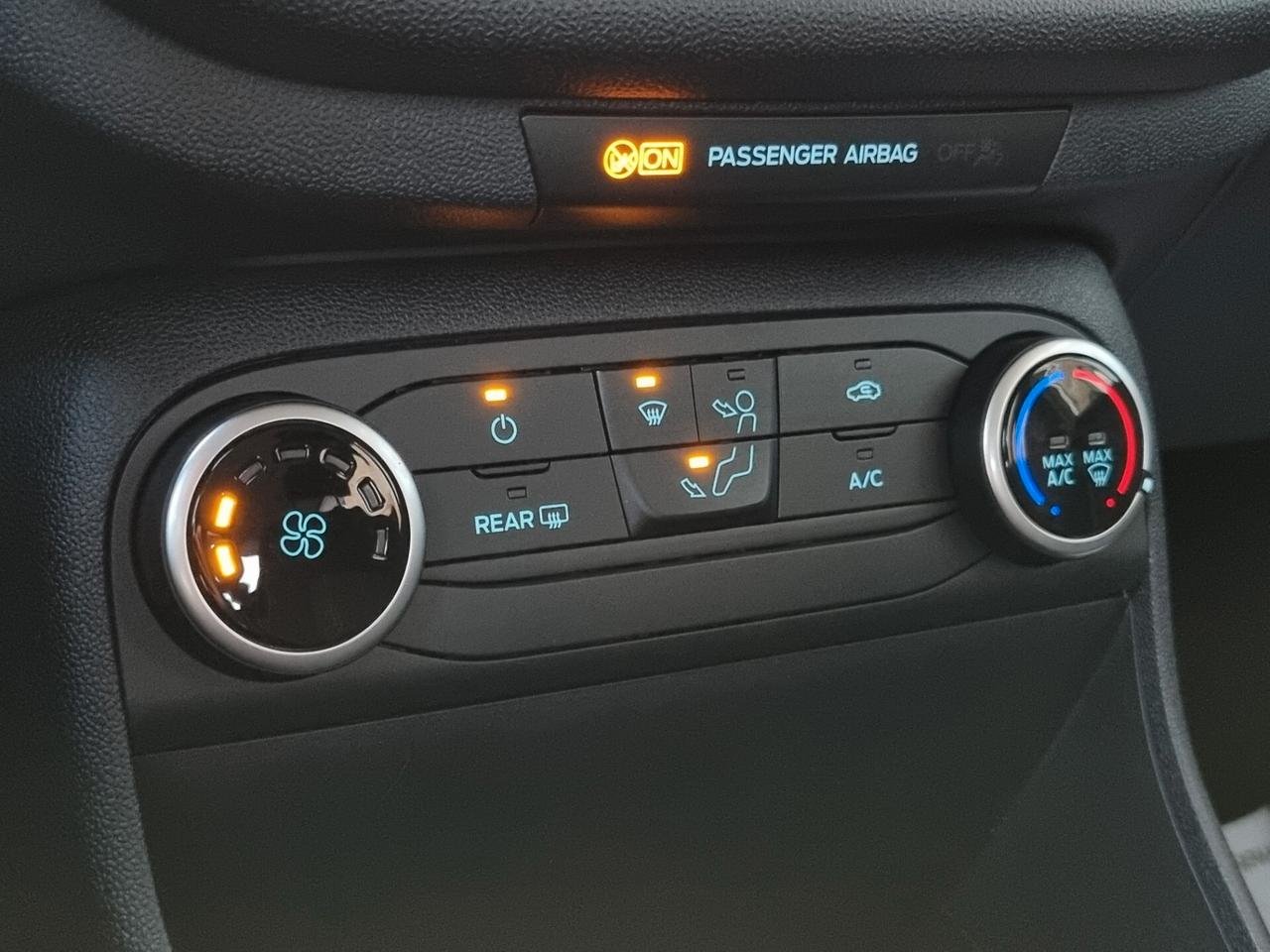 Ford Fiesta 1.5 EcoBlue 5 porte Connect