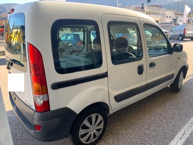 Renault Kangoo 1.6 Benzina NEOPATENTATI OK!