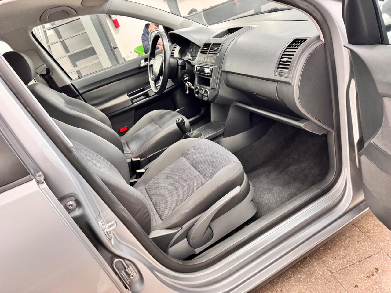 Volkswagen Polo 1.2 64 Cv 5 Porte 90.000 KM