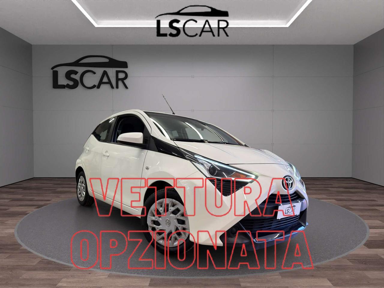 Toyota Aygo Connect 5p 1.0 x-business 72cv - Unipro - Promo Finanziamento