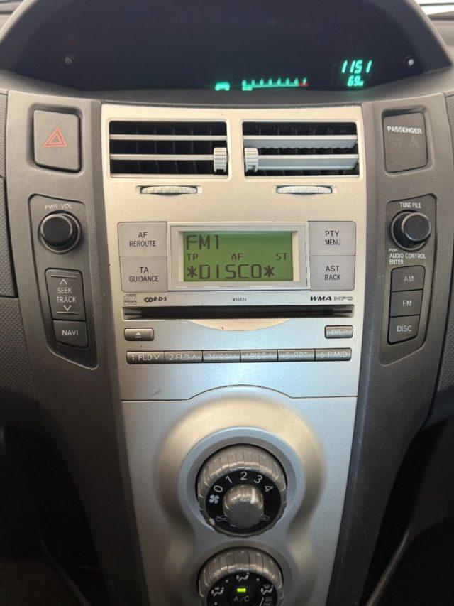 TOYOTA Yaris 1.0 5 porte Sol