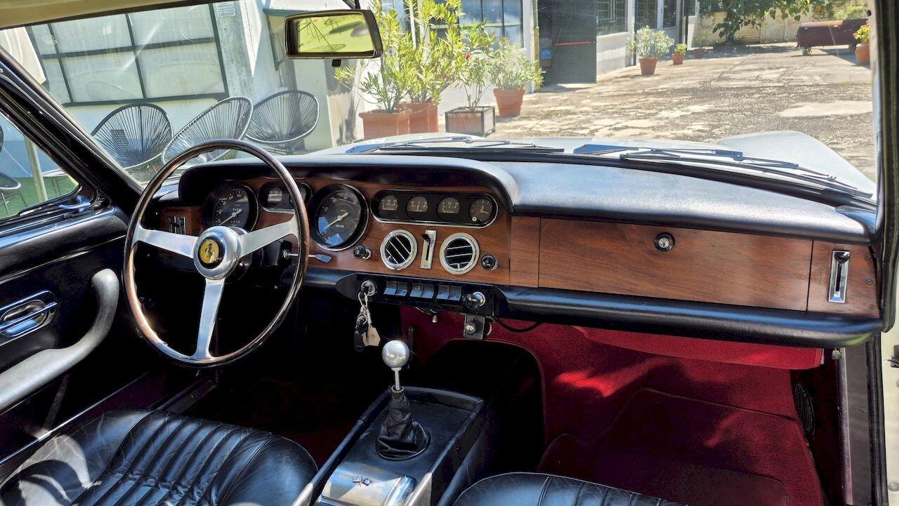 Ferrari 330 GT 2+2 I Serie – 1964